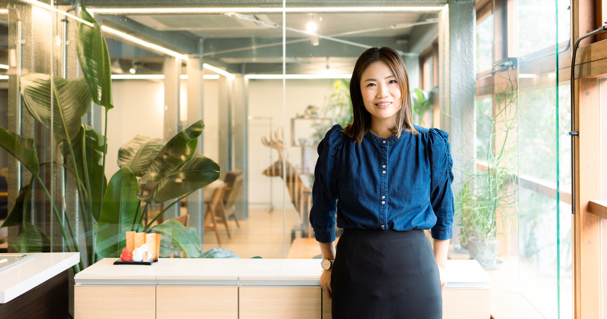 career-pic1-1920x810